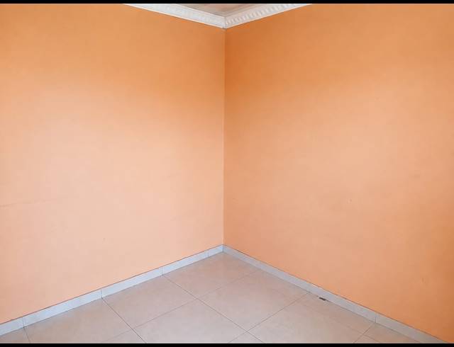 3 BEDROOM HOUSE FOR SALE IN LAKESIDE